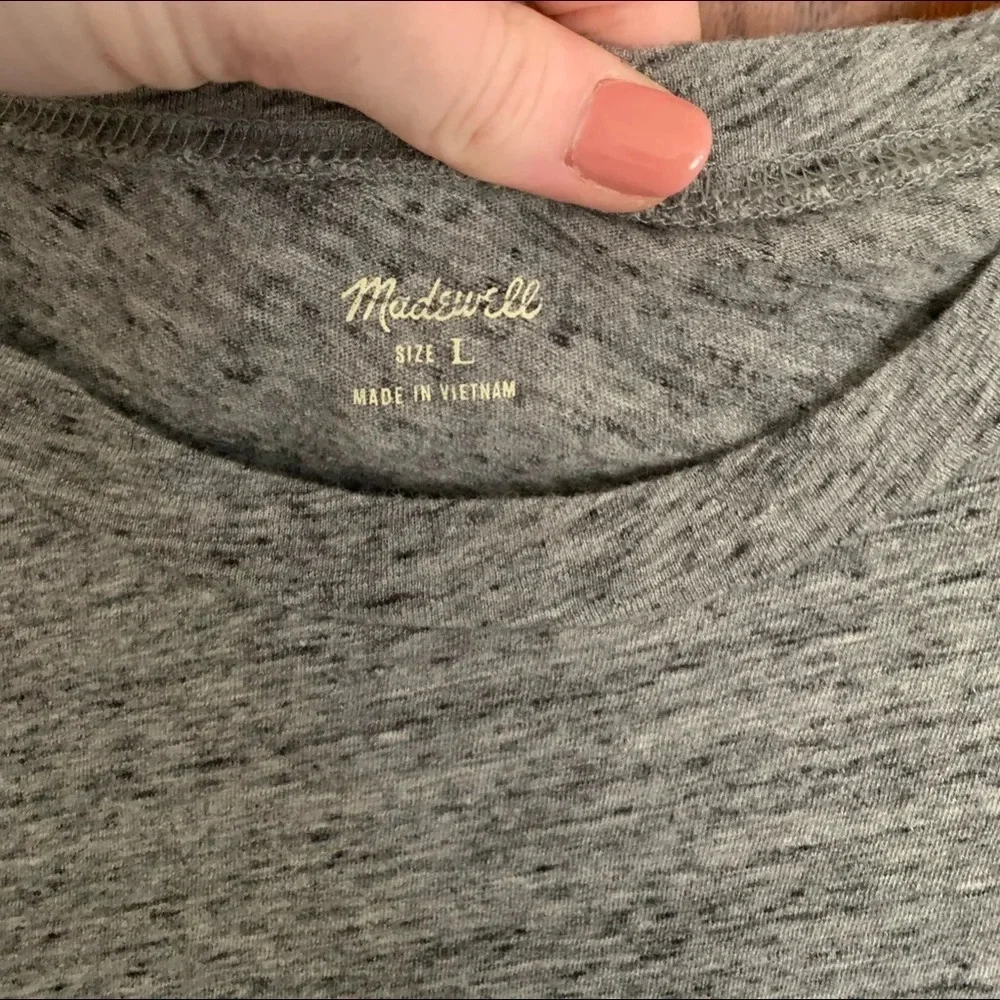 Madewell Pocket Tee - Picture 3 of 5
